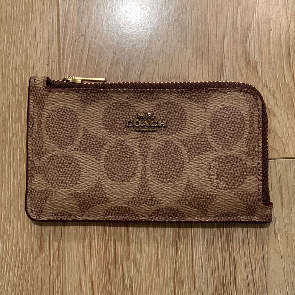 Card holder